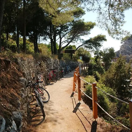 & Lela, Sipan Island *