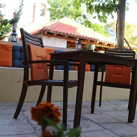 & Lela, Sipan Island Apartman Sipanska Luka (Sipan)