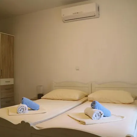 & Lela, Sipan Island Šipanska Luka