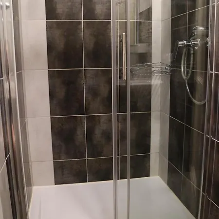 & Lela, Sipan Island