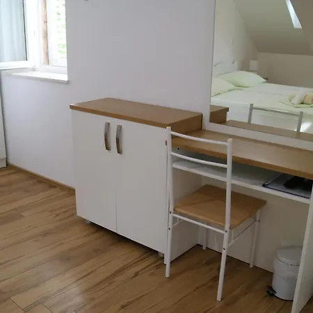 Διαμέρισμα & Lela, Sipan Island Šipanska Luka