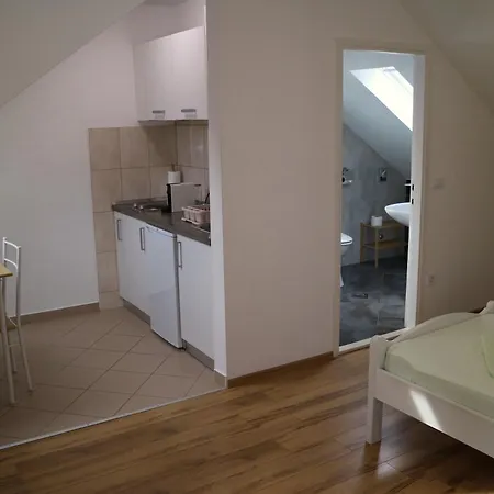 & Lela, Sipan Island Apartamento