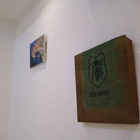 & Lela, Sipan Island